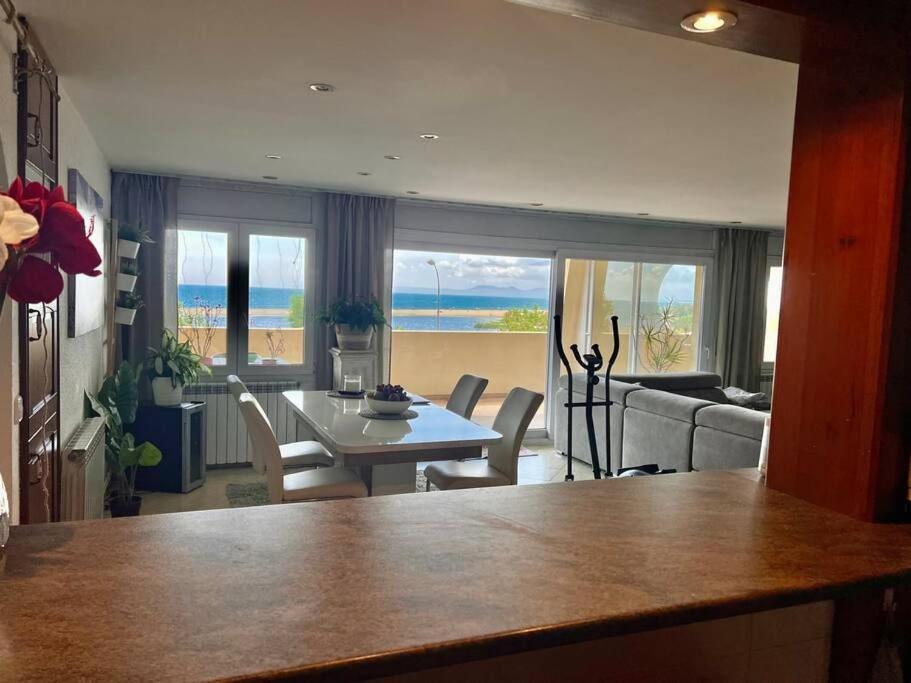 3Apartamento De Tres Habitaciones Empuriabrava Exterior photo