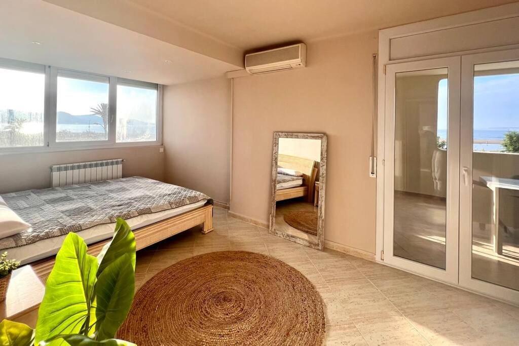 3Apartamento De Tres Habitaciones Empuriabrava Exterior photo
