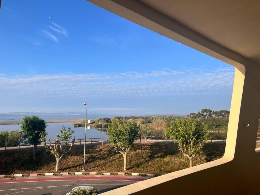 3Apartamento De Tres Habitaciones Empuriabrava Exterior photo